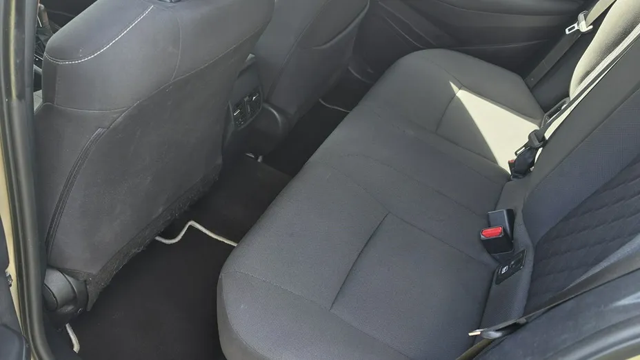 TOYOTA Corolla -