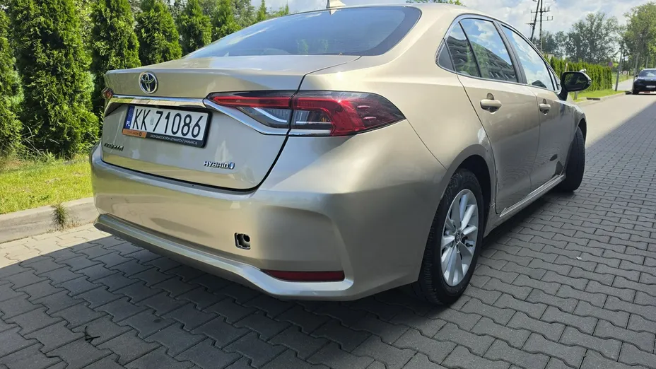 TOYOTA Corolla -