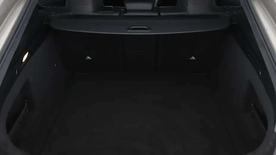 MERCEDES-BENZ CLA -