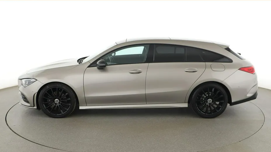 MERCEDES-BENZ CLA -