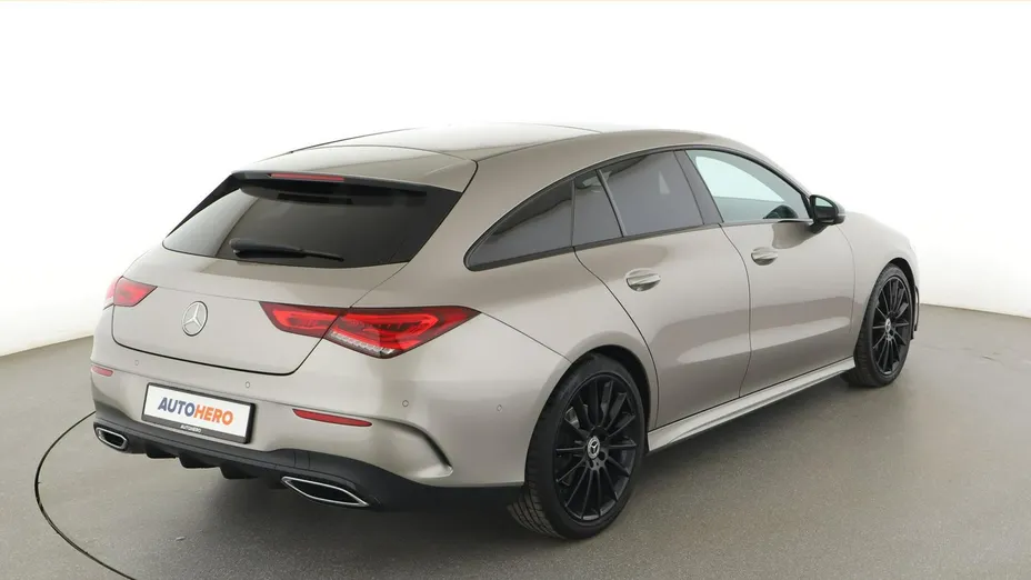 MERCEDES-BENZ CLA -