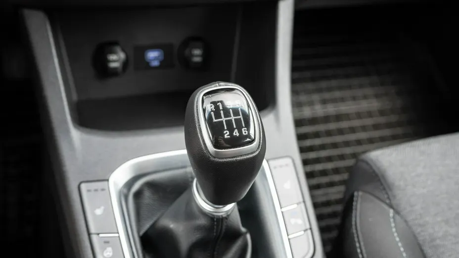 HYUNDAI i30 -