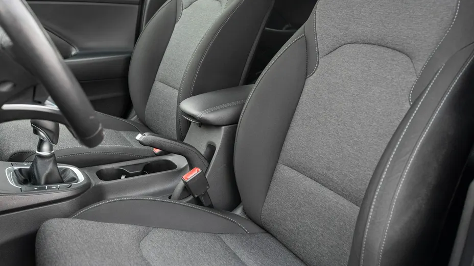 HYUNDAI i30 -