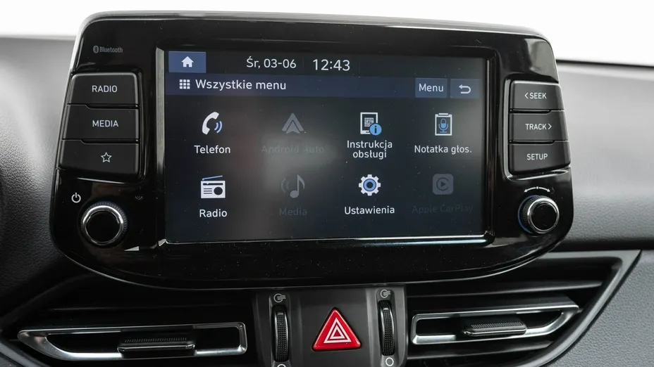 HYUNDAI i30 -