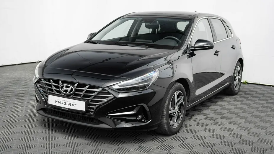 HYUNDAI i30 -