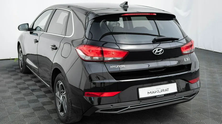 HYUNDAI i30 -