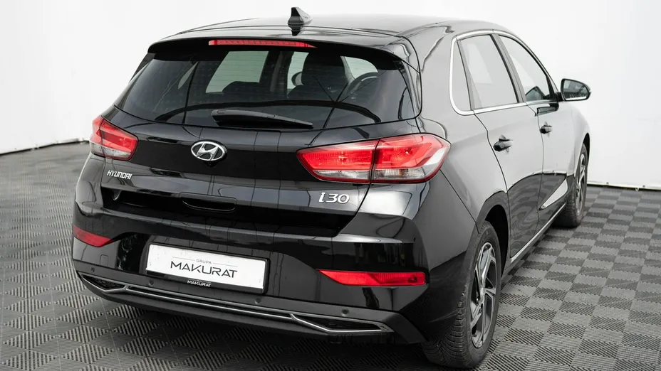 HYUNDAI i30 -