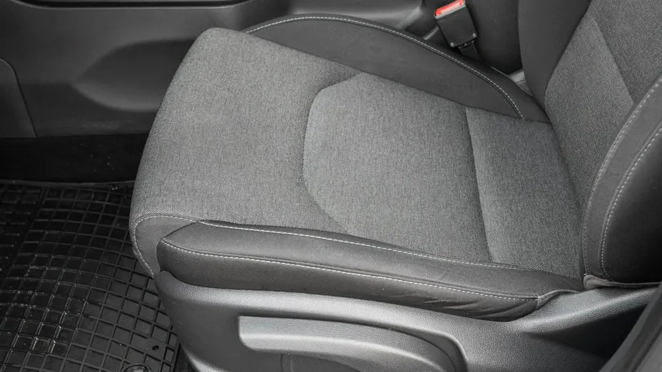 HYUNDAI i30 -
