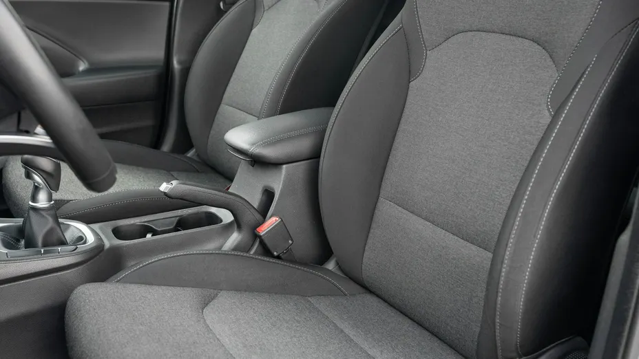 HYUNDAI i30 -