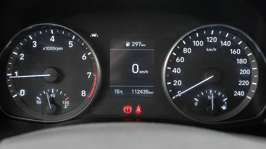 HYUNDAI i30 -