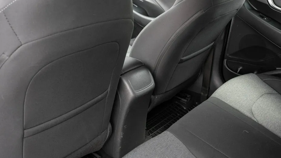 HYUNDAI i30 -