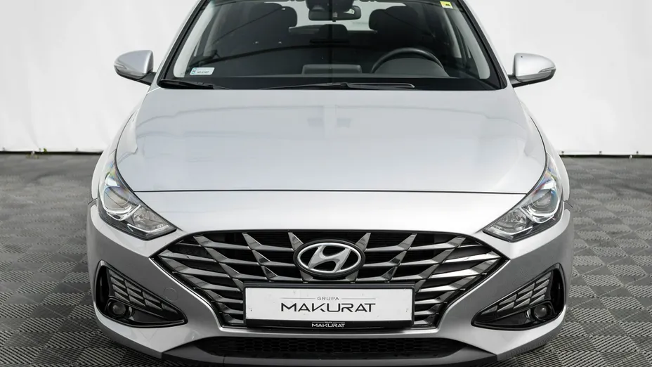 HYUNDAI i30 -