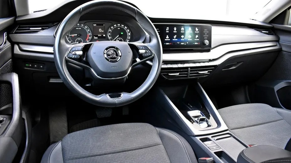 SKODA Octavia -