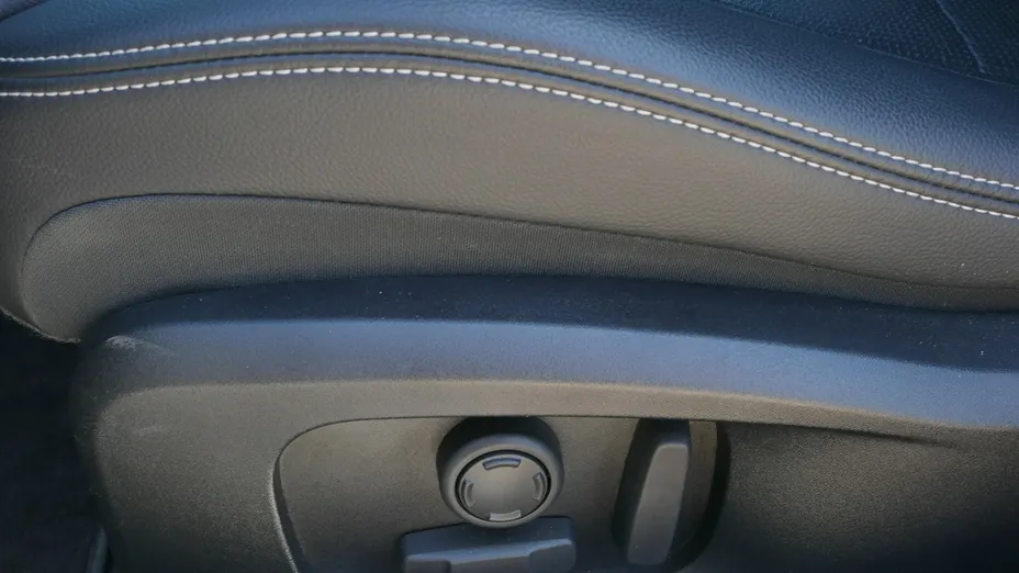 JAGUAR XE -