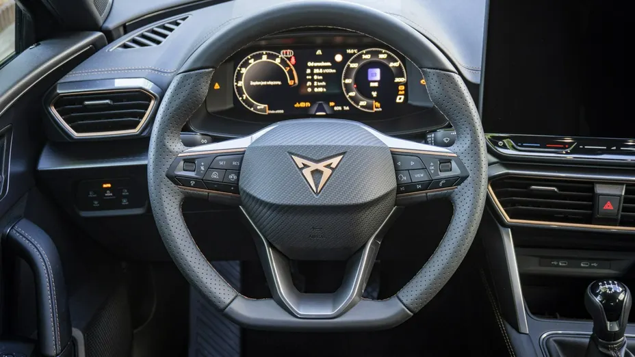 CUPRA Leon -