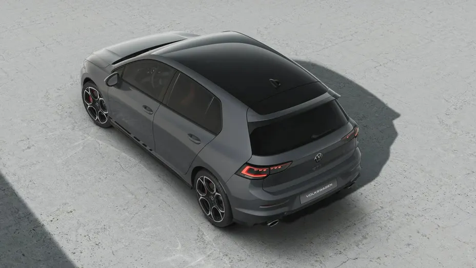 VOLKSWAGEN Golf -
