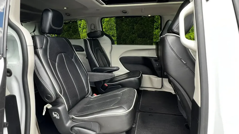 CHRYSLER Pacifica -