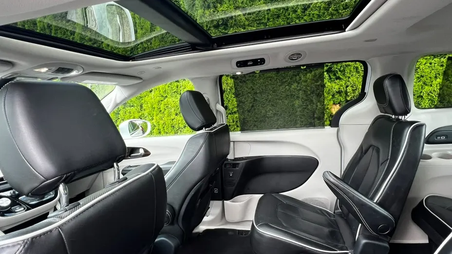 CHRYSLER Pacifica -