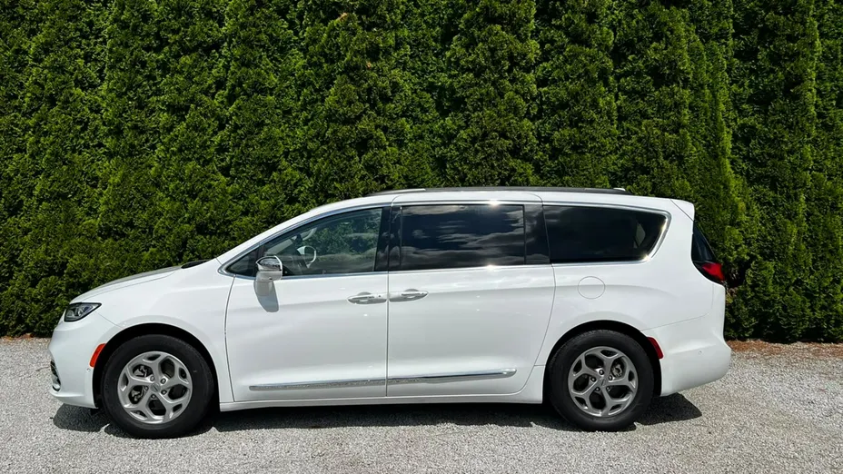 CHRYSLER Pacifica -