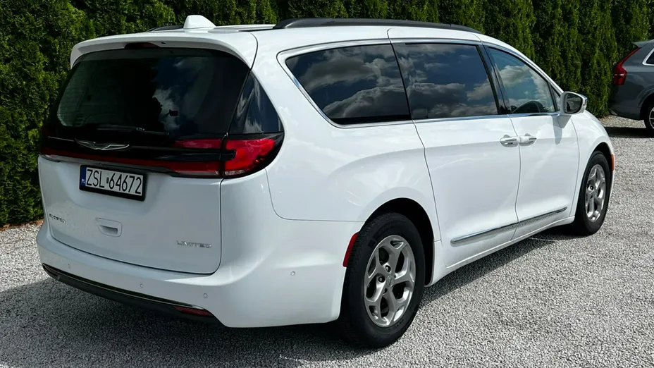 CHRYSLER Pacifica -