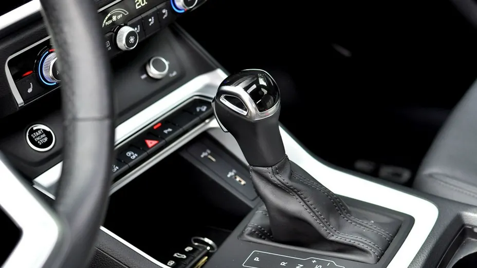 AUDI Q3 -