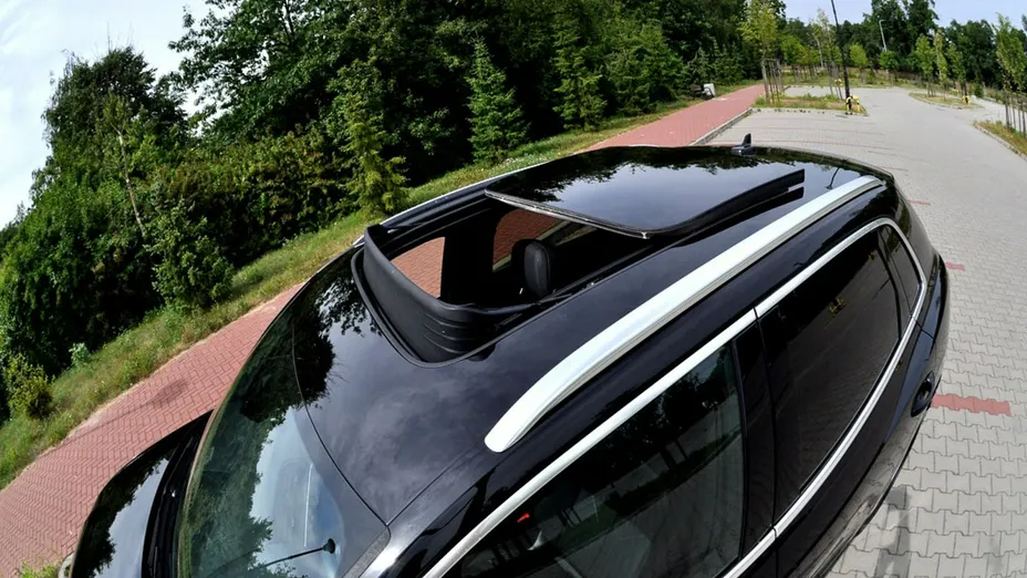 AUDI Q3 -