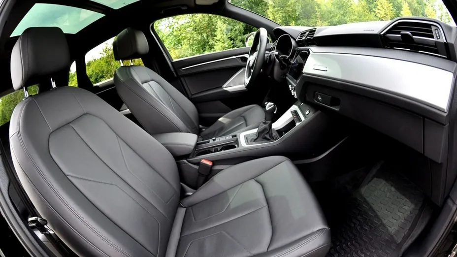 AUDI Q3 -