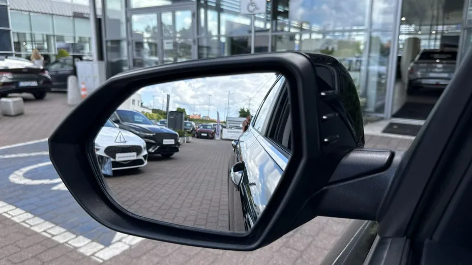 HYUNDAI Kona -
