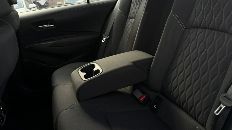 TOYOTA Corolla -