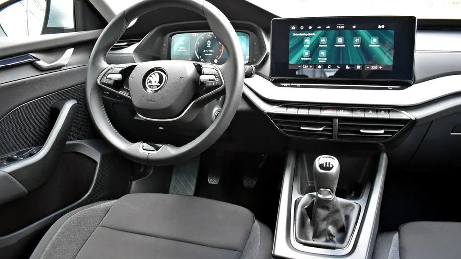 SKODA Octavia -