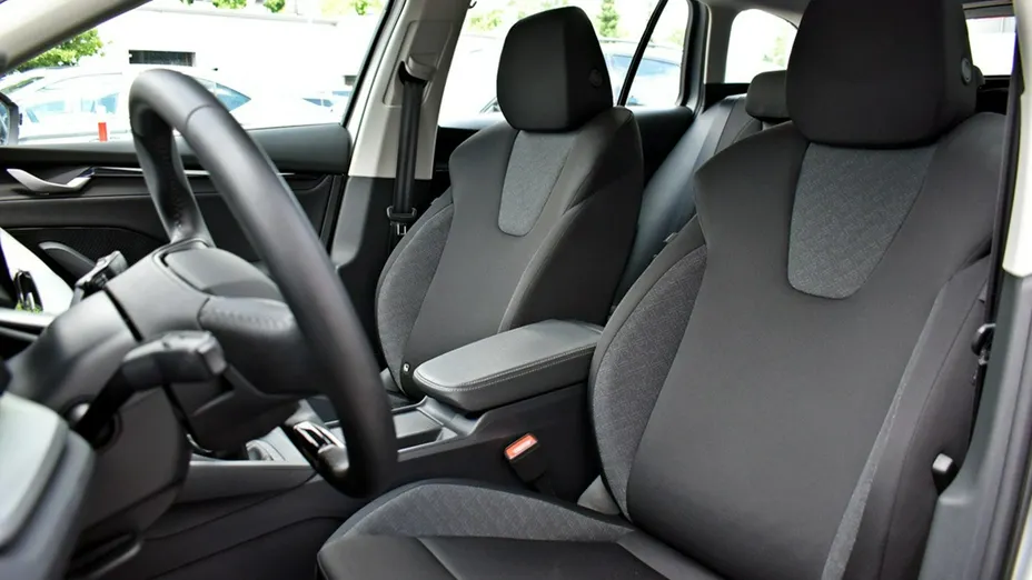 SKODA Octavia -