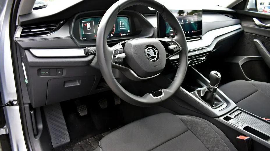 SKODA Octavia -