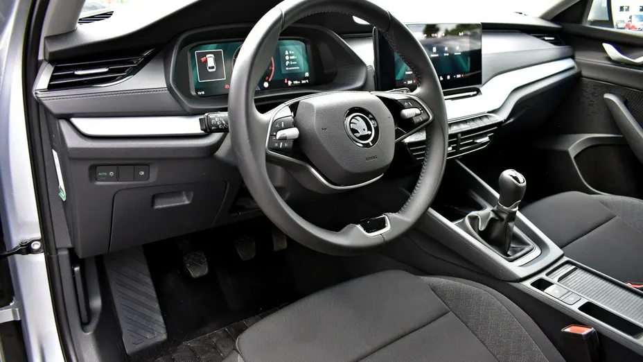 SKODA Octavia -