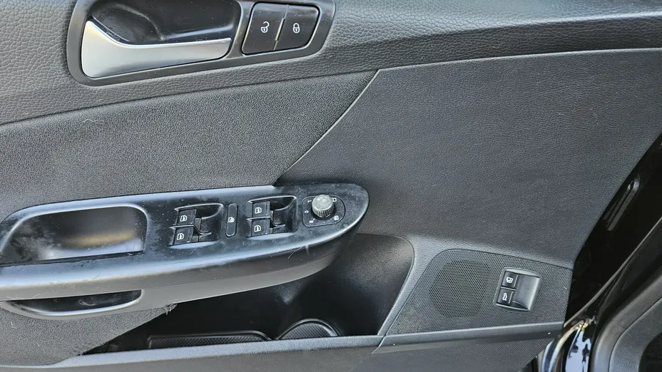 VOLKSWAGEN Passat -