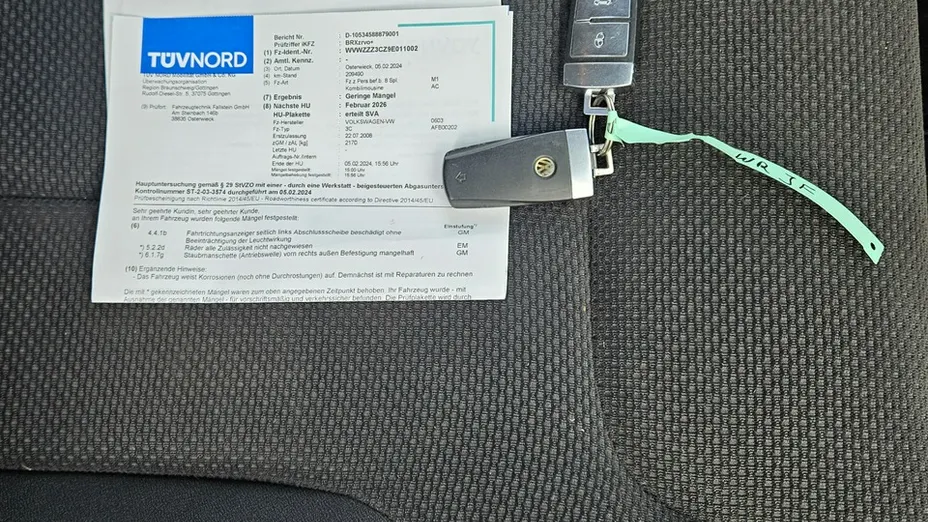 VOLKSWAGEN Passat -
