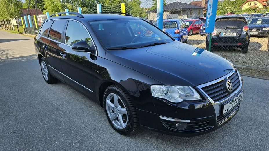 VOLKSWAGEN Passat -