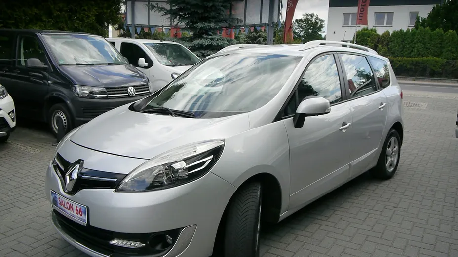 RENAULT Grand Scenic -