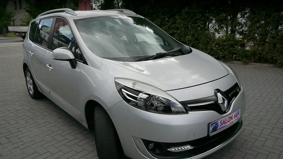 RENAULT Grand Scenic -
