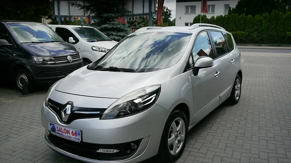RENAULT Grand Scenic -