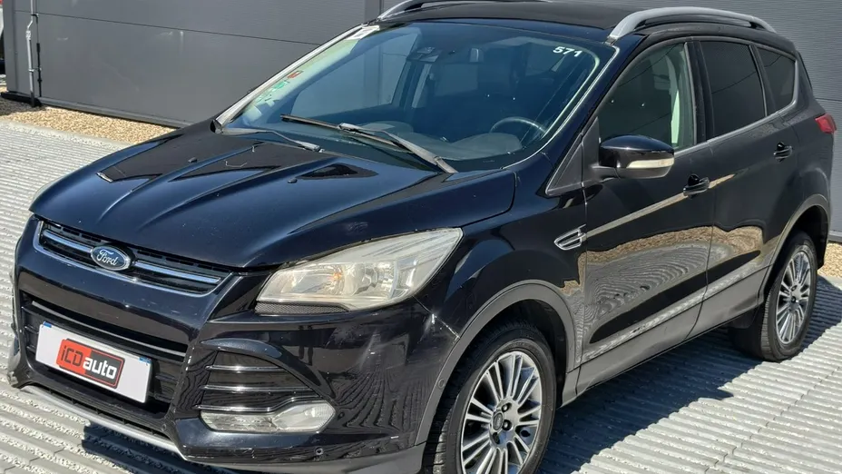 FORD Kuga -