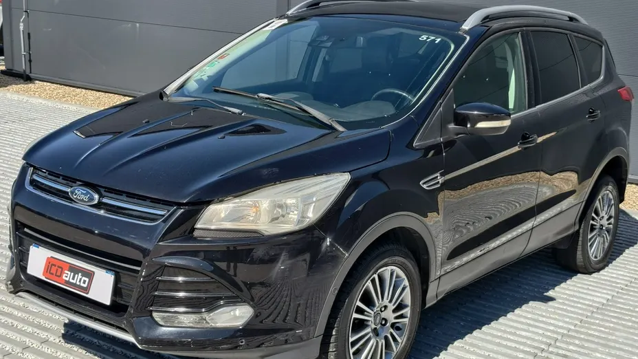 FORD Kuga -