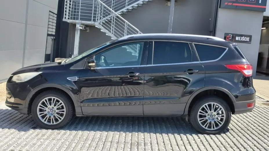 FORD Kuga -