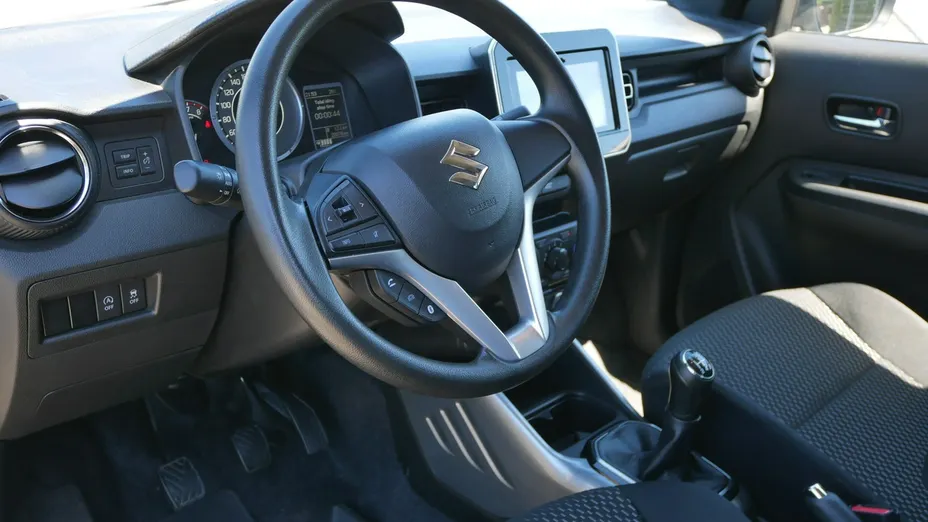 SUZUKI Ignis -