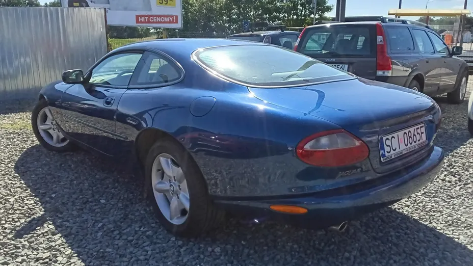 JAGUAR XK8 -