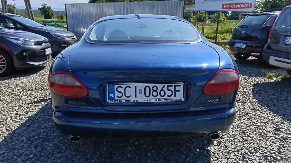 JAGUAR XK8 -