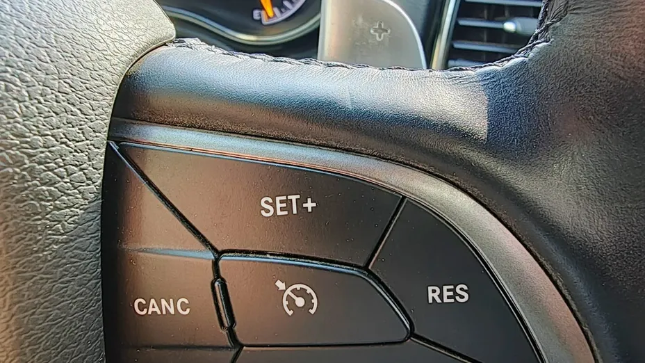 JEEP Grand Cherokee -