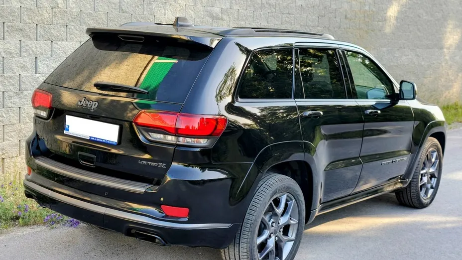 JEEP Grand Cherokee -