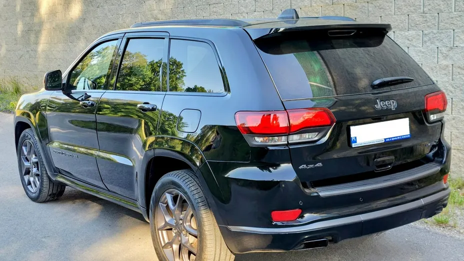JEEP Grand Cherokee -
