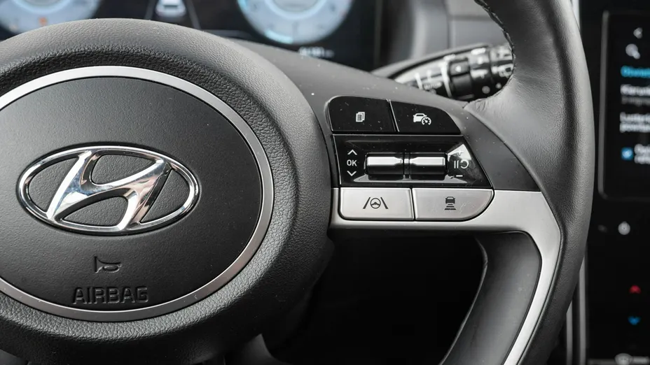 HYUNDAI Tucson -