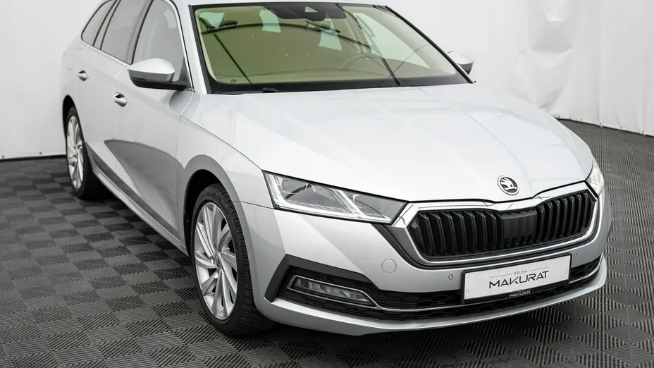 SKODA Octavia -